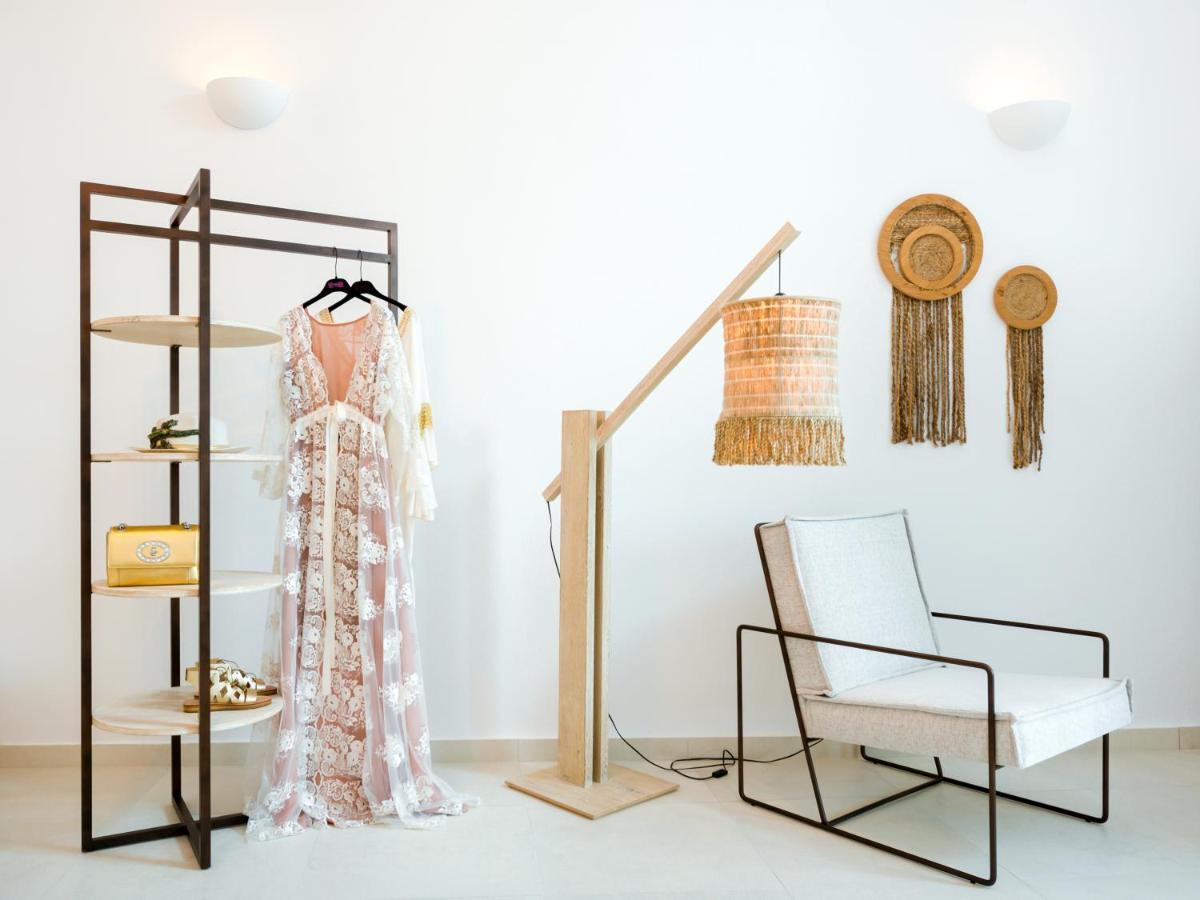 Iriana Suites ฟิรา ภายนอก รูปภาพ