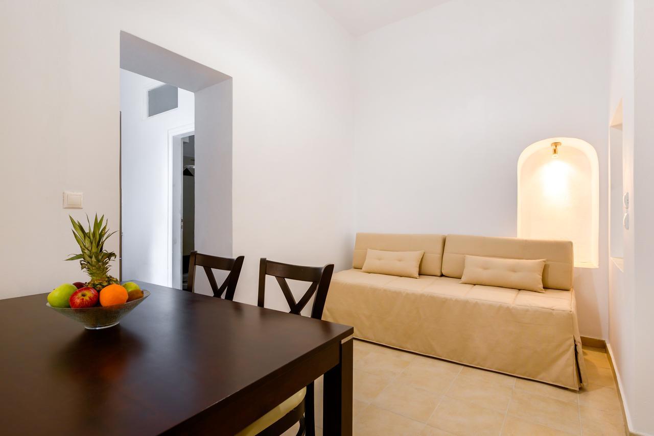 Iriana Suites ฟิรา ภายนอก รูปภาพ