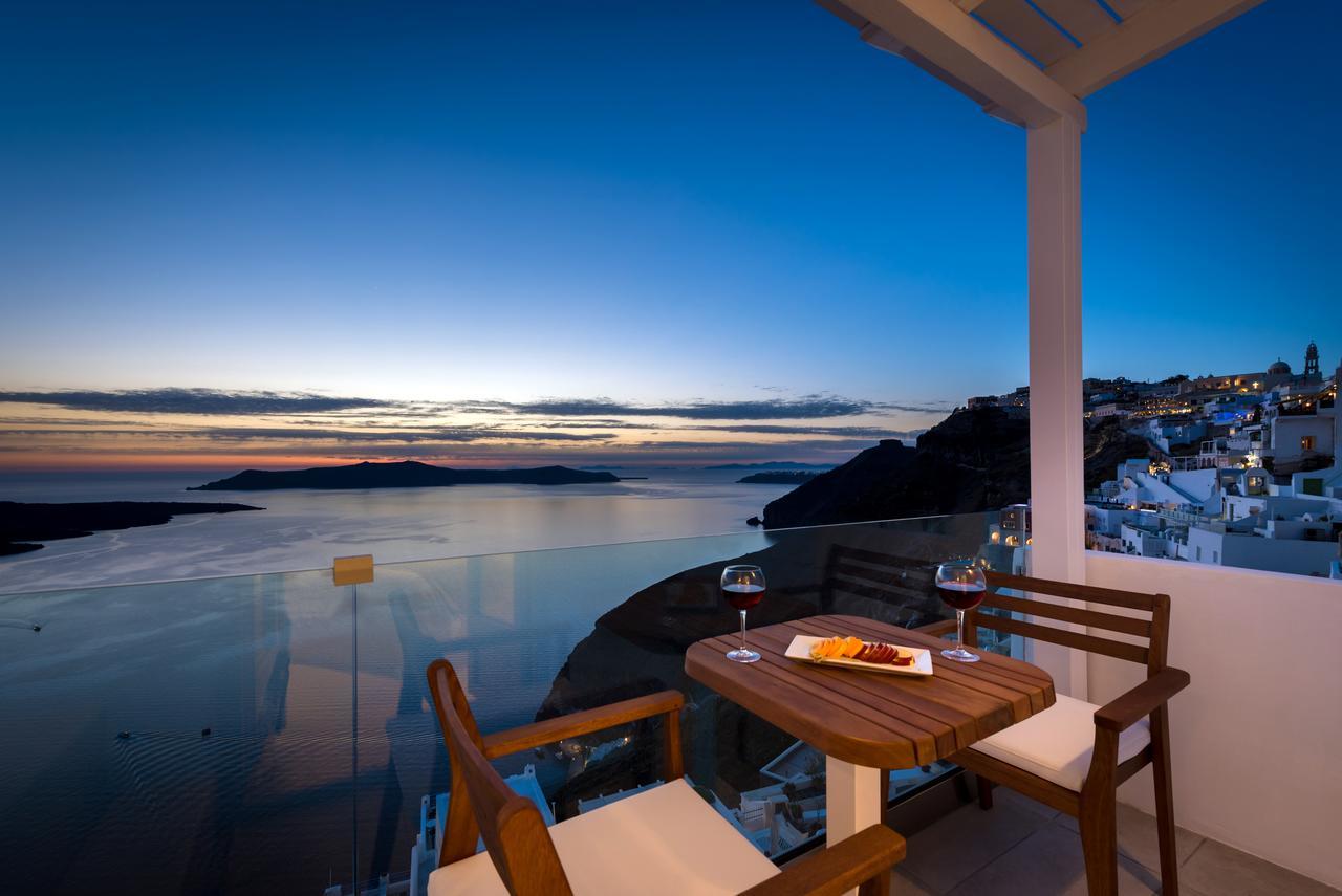 Iriana Suites ฟิรา ภายนอก รูปภาพ