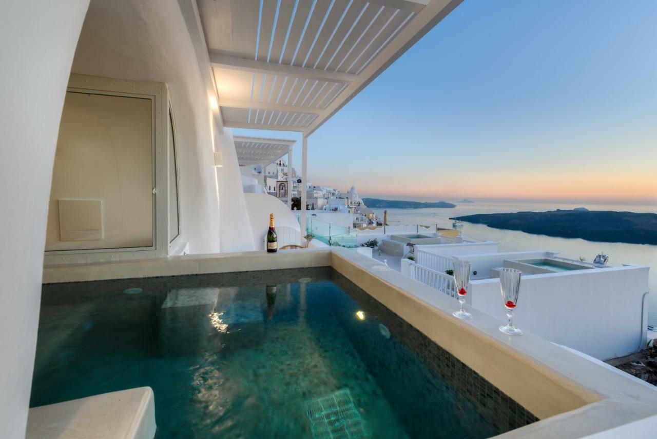 Iriana Suites ฟิรา ภายนอก รูปภาพ